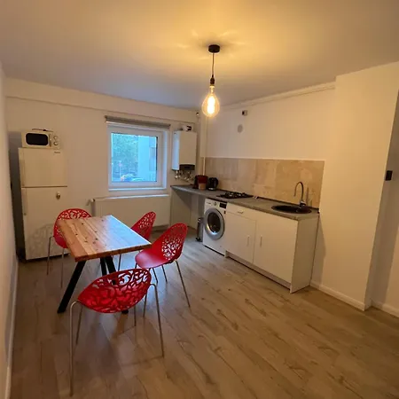 Apartment Ella *